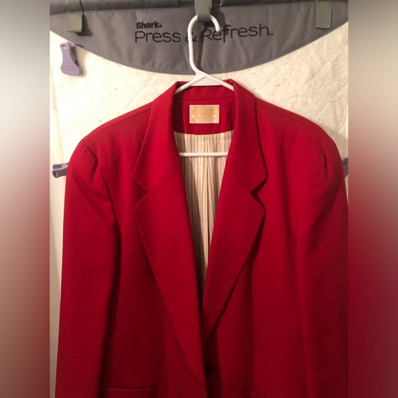 Vintage 1950s Pendleton Red Wool Women’s Blazer with Striped Lining - Picture 2 of 10